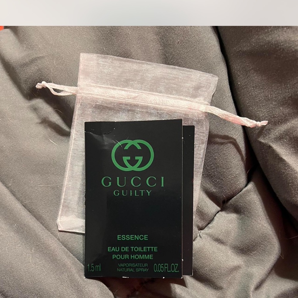 Gucci Guilty Essence Eau de Toilette Sample with Pouch